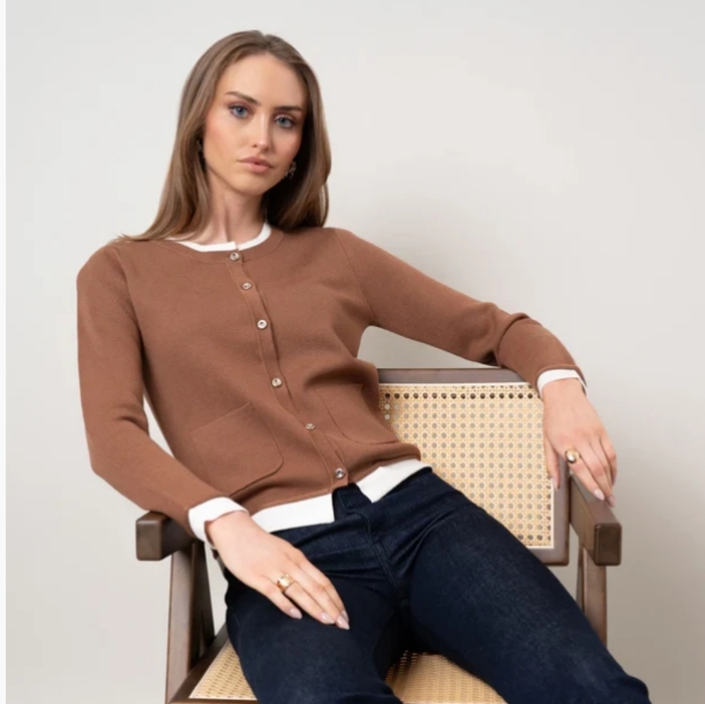 Cyrus Button‎ Front Contrast Cardigan - Picture 4 of 10